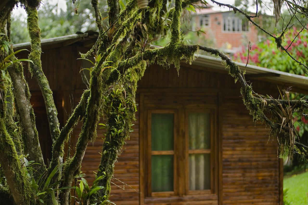 Hosteria Kasadasa Santo Domingo de los Colorados Exterior foto