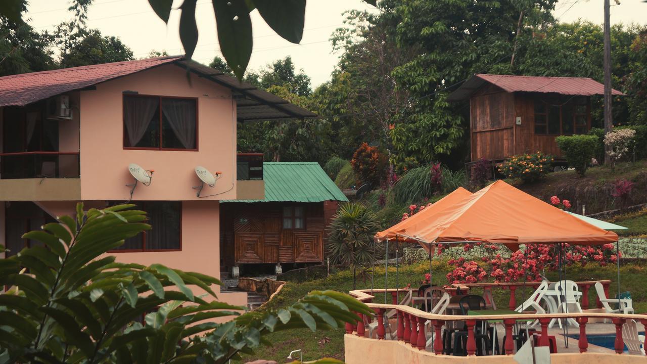 Hosteria Kasadasa Santo Domingo de los Colorados Exterior foto