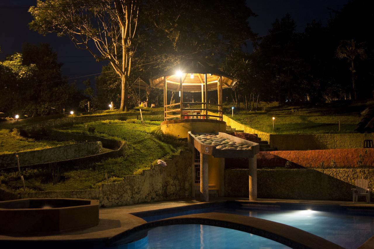 Hosteria Kasadasa Santo Domingo de los Colorados Exterior foto