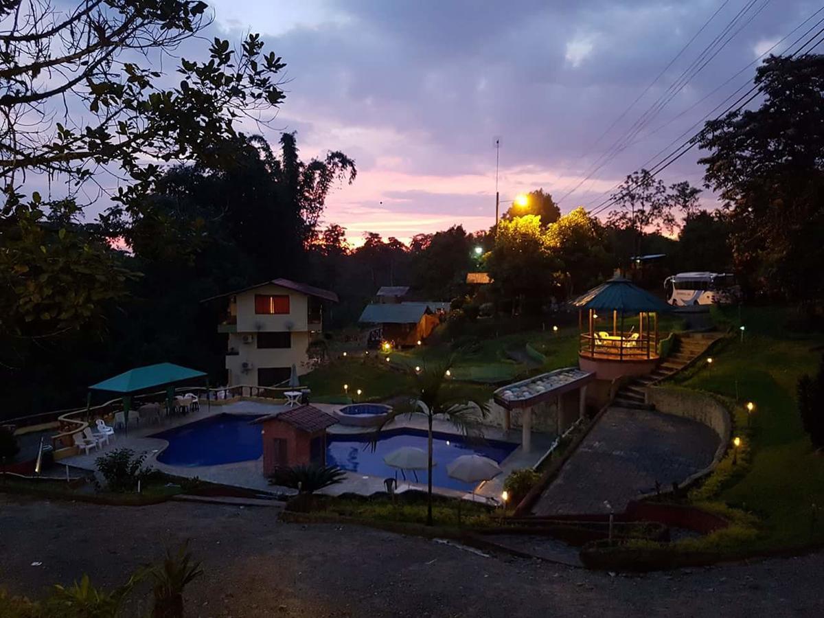 Hosteria Kasadasa Santo Domingo de los Colorados Exterior foto
